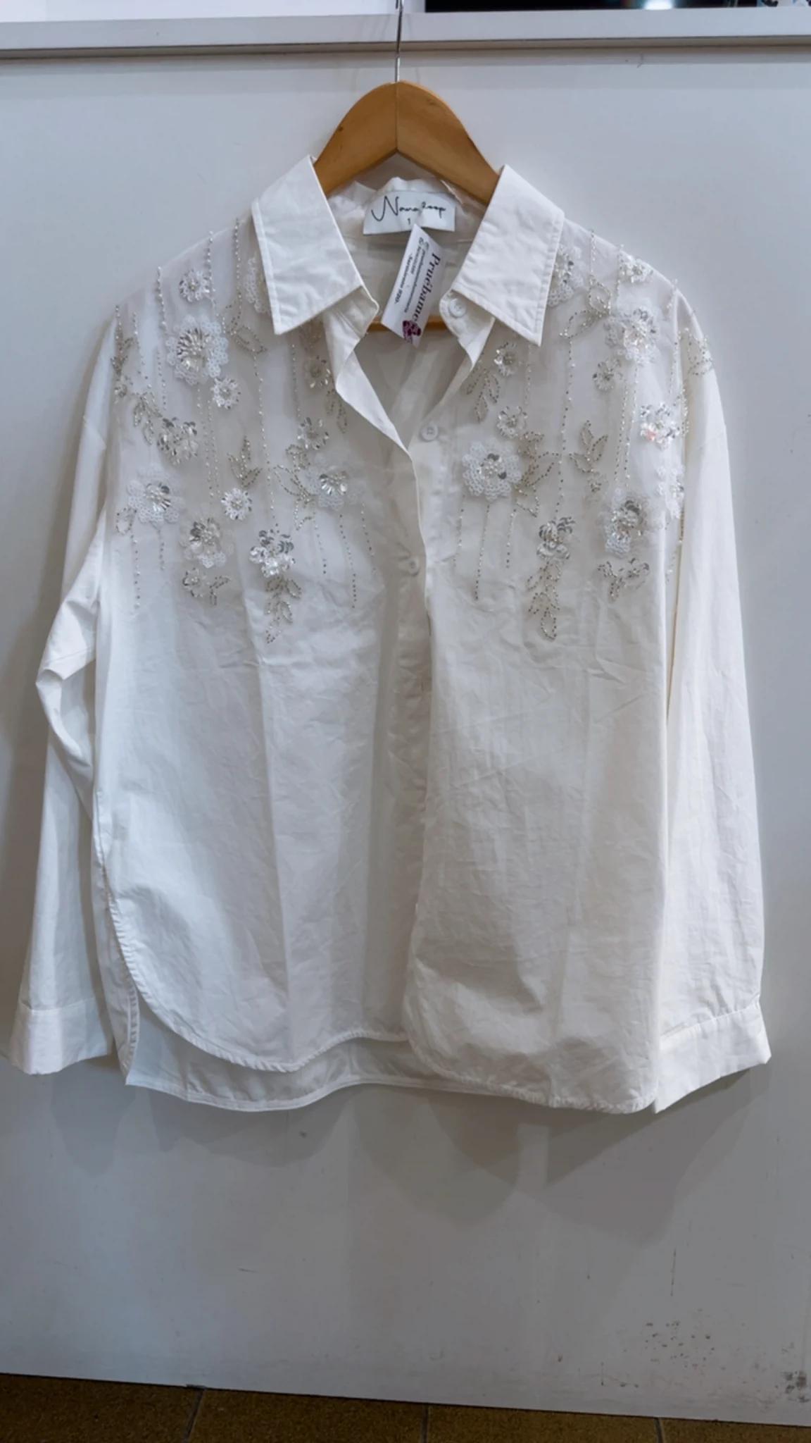 Camisa bordada
